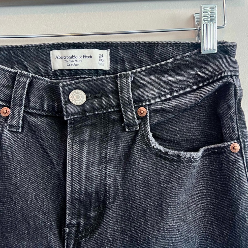 Abercrombie & Fitch The 90’s Boot Low Rise